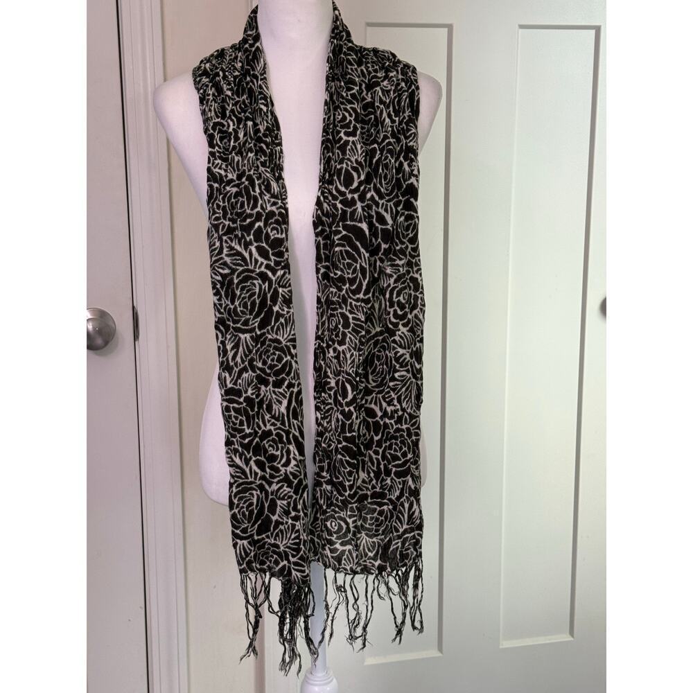 black and white scarf rose design no brand
